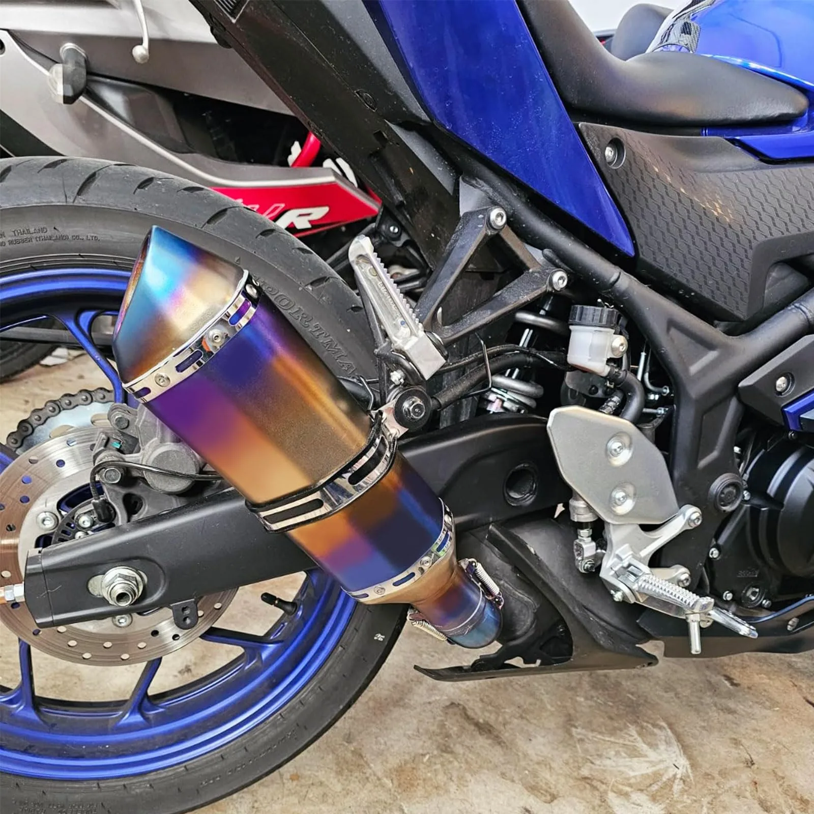 Scooter exhaust